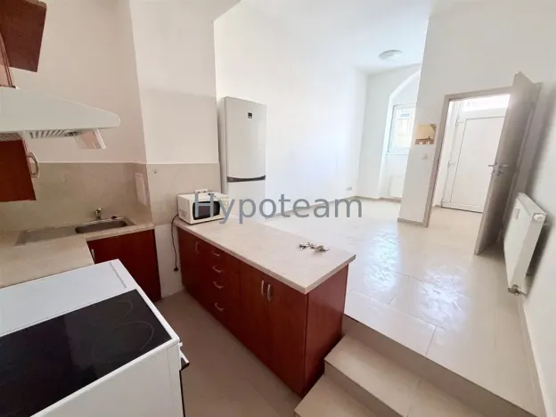Pronájem bytu 2+kk, Ústí nad Labem - Ústí nad Labem-centrum, Jateční, 45 m2