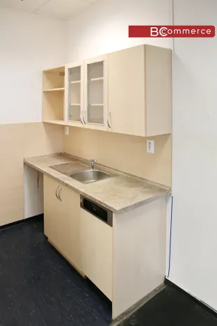 Pronájem kanceláře, Brno, 300 m2