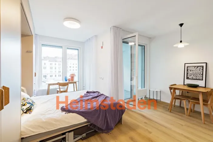 Pronájem bytu 1+kk, Praha - Holešovice, Vrbenského, 39 m2