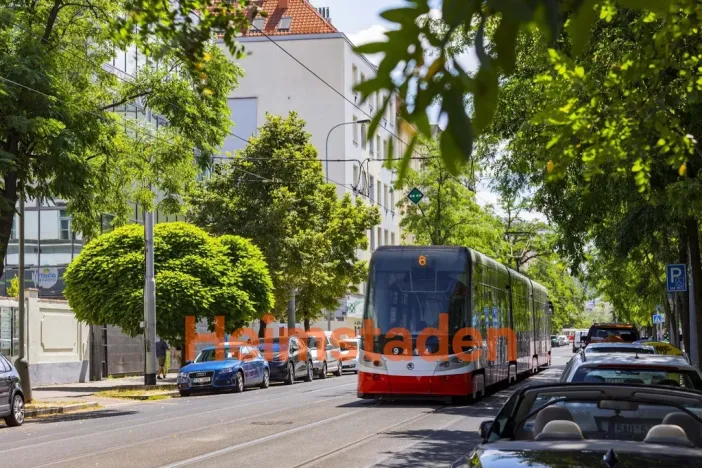 Pronájem bytu 1+kk, Praha - Holešovice, Vrbenského, 39 m2