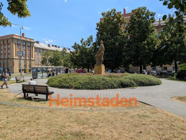 Pronájem obchodního prostoru, Ostrava - Poruba, Alšovo náměstí, 13 m2