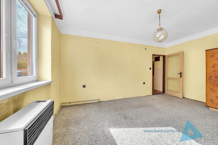 Prodej bytu 2+1, Nová Paka, Achátová, 47 m2