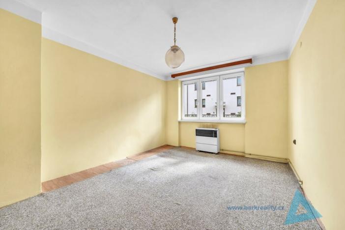 Prodej bytu 2+1, Nová Paka, Achátová, 47 m2