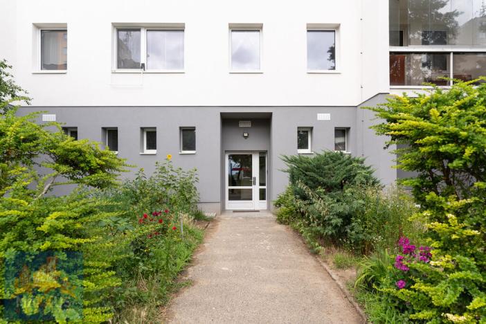 Prodej bytu 1+kk, Praha - Troja, Sosnovecká, 30 m2