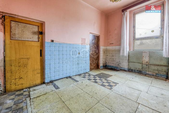 Prodej rodinného domu, Neurazy - Vojovice, 245 m2