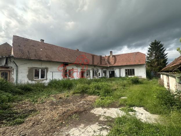 Prodej rodinného domu, Běrunice, Hlavní, 170 m2