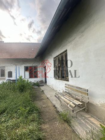 Prodej rodinného domu, Běrunice, Hlavní, 170 m2