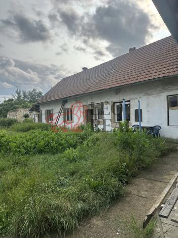 Prodej rodinného domu, Běrunice, Hlavní, 170 m2