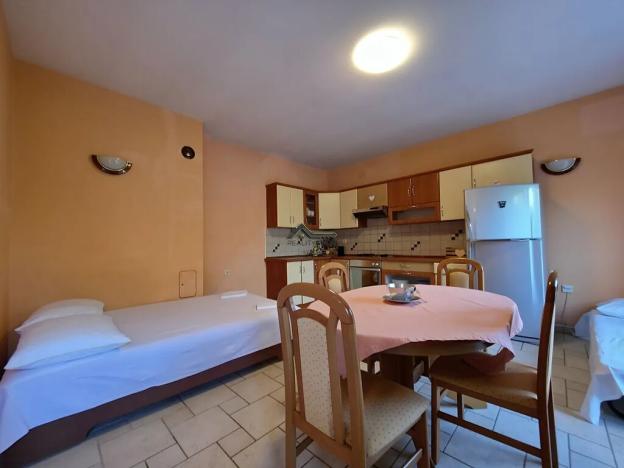 Prodej apartmánu, Pag, Chorvatsko, 165 m2