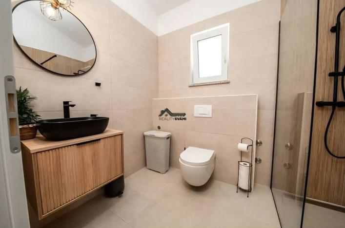 Prodej ubytování, Jakišnica, Chorvatsko, 160 m2