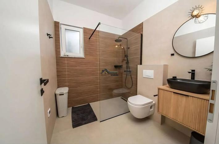 Prodej ubytování, Jakišnica, Chorvatsko, 160 m2