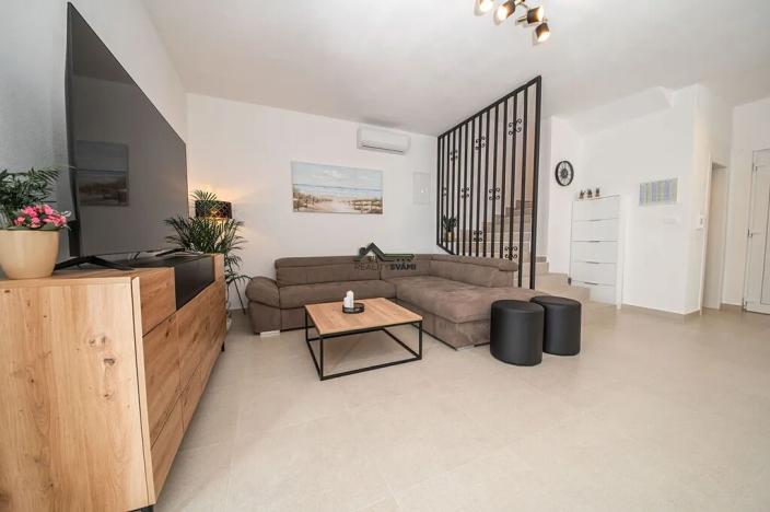 Prodej ubytování, Jakišnica, Chorvatsko, 160 m2