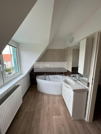 Pronájem bytu 3+1, Chomutov, Haškova, 72 m2