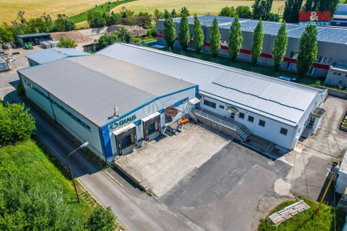 Prodej výrobních prostor, Tečovice, 2469 m2