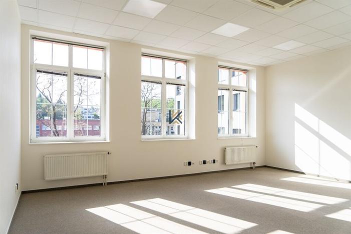 Pronájem kanceláře, Praha - Smíchov, Nádražní, 71 m2