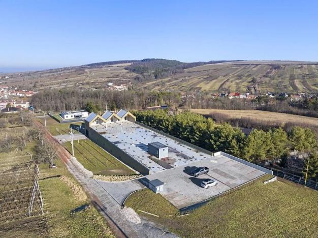 Prodej výrobních prostor, Louka, 1458 m2