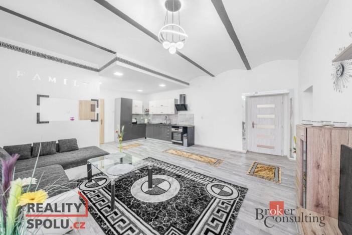 Prodej rodinného domu, Čečovice, 178 m2