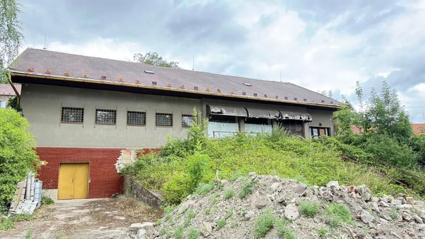Pronájem skladu, Krupka, Nádražní, 280 m2