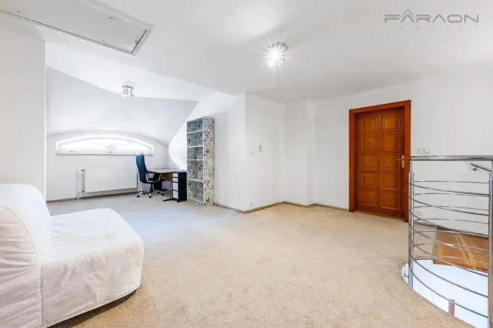 Pronájem vily, Praha - Troja, Na Salabce, 510 m2