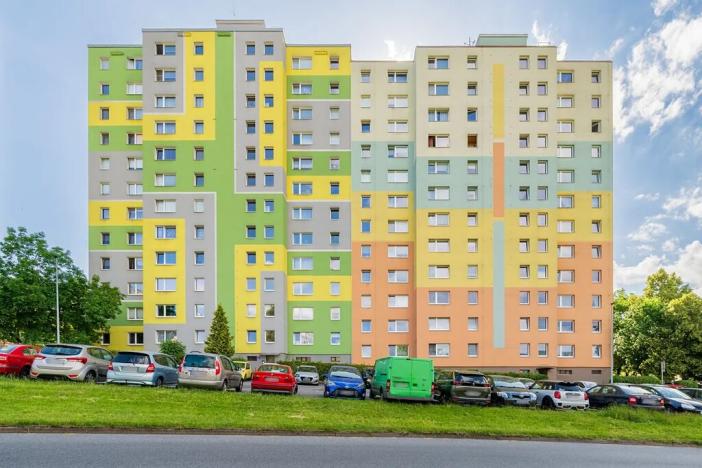 Pronájem bytu 2+kk, Liberec, Dobiášova, 42 m2