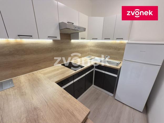 Pronájem bytu 1+kk, Zlín - Kudlov, 30 m2
