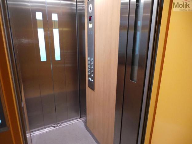 Prodej bytu 2+1, Chomutov, 17. listopadu, 62 m2