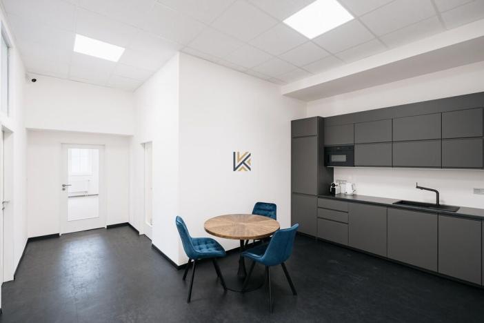 Pronájem kanceláře, Praha - Smíchov, Nádražní, 98 m2