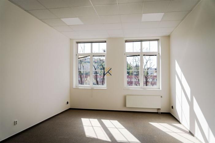 Pronájem kanceláře, Praha - Smíchov, Nádražní, 30 m2