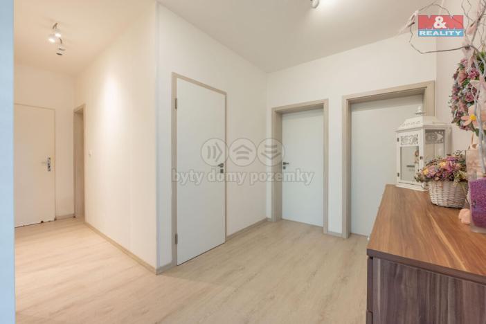 Prodej bytu 4+kk, Průhonice, Školní, 95 m2