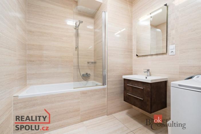 Pronájem bytu 3+kk, Plzeň - Jižní Předměstí, Poděbradova, 70 m2