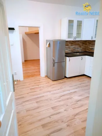 Pronájem bytu 2+kk, Praha - Košíře, Mahenova, 40 m2