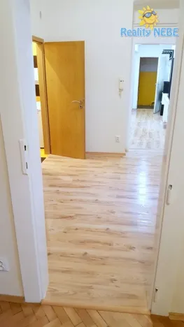 Pronájem bytu 2+kk, Praha - Košíře, Mahenova, 40 m2