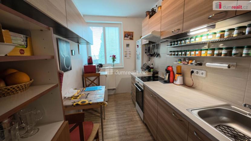 Prodej bytu 3+1, Ratenice, 81 m2