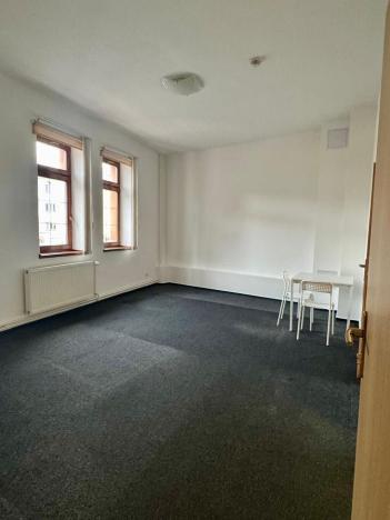 Pronájem bytu 1+kk, Pardubice - Bílé Předměstí, Štrossova, 28 m2