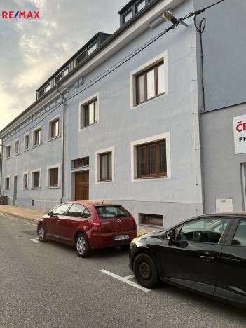 Pronájem bytu 2+1, Uherské Hradiště, Rostislavova, 56 m2