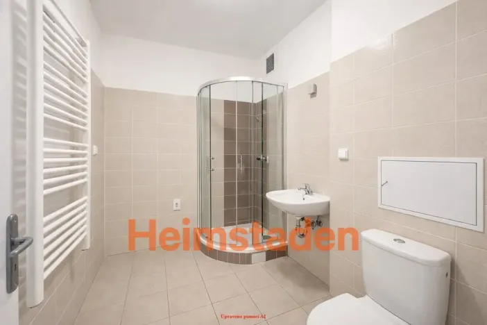 Pronájem bytu 1+kk, Havířov - Město, Hlavní třída, 38 m2