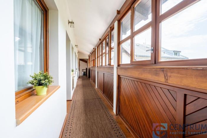 Prodej ubytování, Svoboda nad Úpou, 5. května, 1050 m2