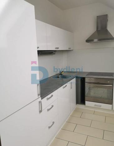 Pronájem bytu 2+kk, Uničov - Střelice, 50 m2