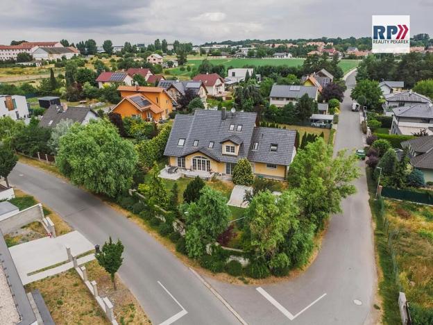 Prodej rodinného domu, Šestajovice, Potoční, 320 m2