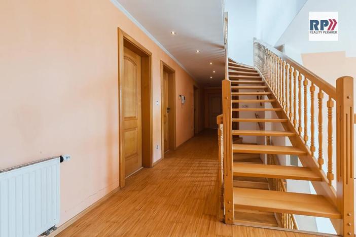 Prodej rodinného domu, Šestajovice, Potoční, 320 m2