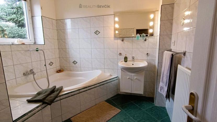 Prodej rodinného domu, Hluboká nad Vltavou, Mánesova, 338 m2