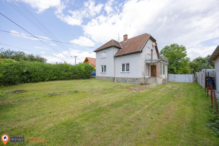 Prodej rodinného domu, Rovensko, 220 m2
