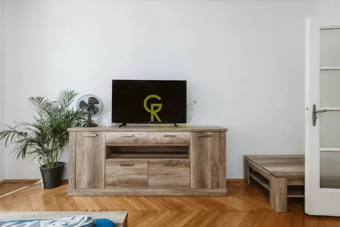 Pronájem bytu 2+1, Praha - Nové Město, Ve Smečkách, 60 m2