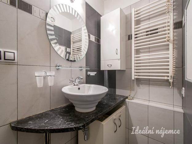 Pronájem bytu 3+kk, Praha - Petrovice, Rezlerova, 65 m2