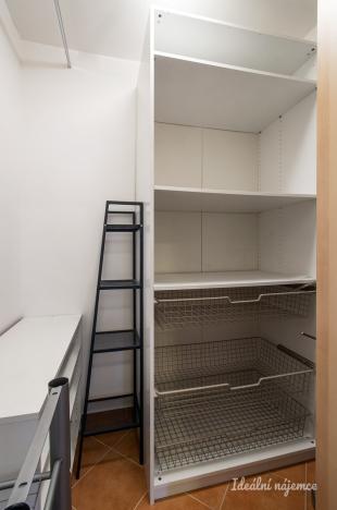 Pronájem bytu 3+kk, Praha - Petrovice, Rezlerova, 65 m2