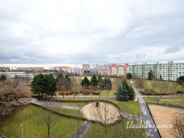 Pronájem bytu 3+kk, Praha - Petrovice, Rezlerova, 65 m2