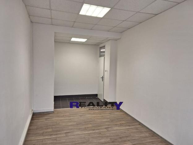 Pronájem kanceláře, Žatec, náměstí Svobody, 20 m2