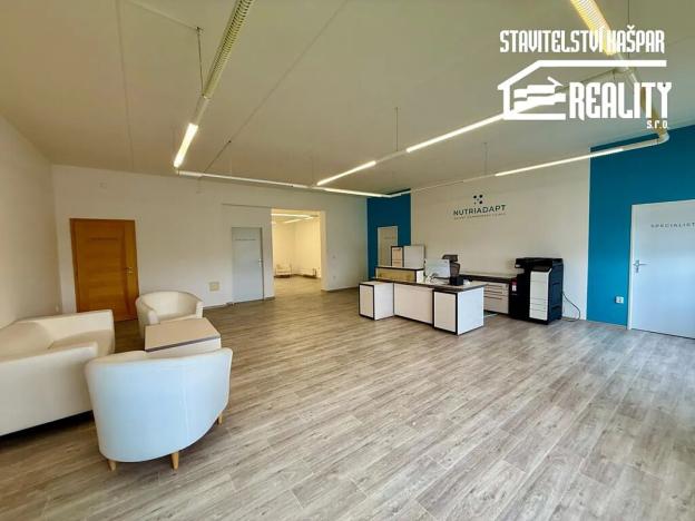 Pronájem obchodního prostoru, Chrudim, Obce Ležáků, 146 m2