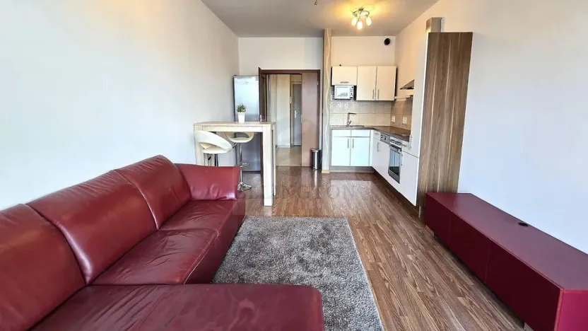 Pronájem bytu 2+kk, Praha - Hrdlořezy, Nad Smetankou, 65 m2