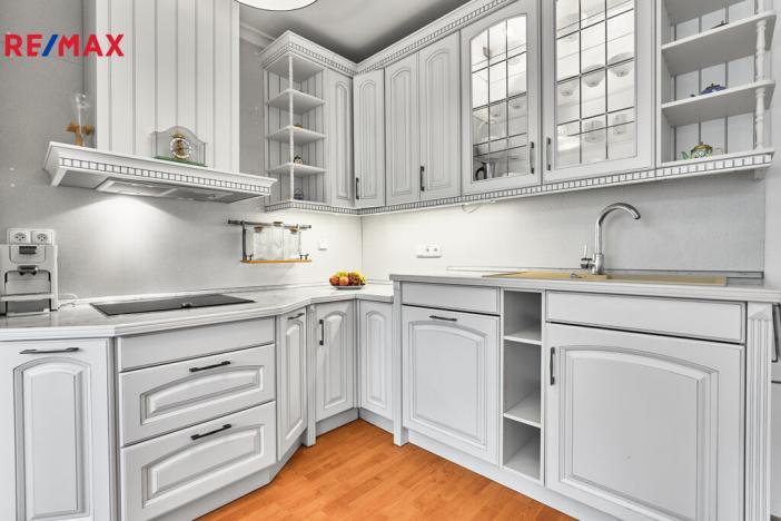 Prodej bytu 3+1, Karlovy Vary, Raisova, 118 m2